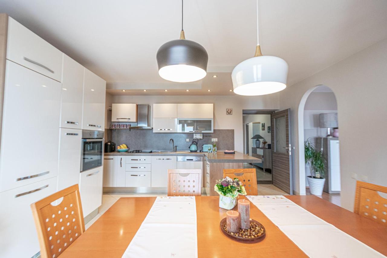 Two-Bedroom Apartment In Crikvenica Xcvii Екстер'єр фото