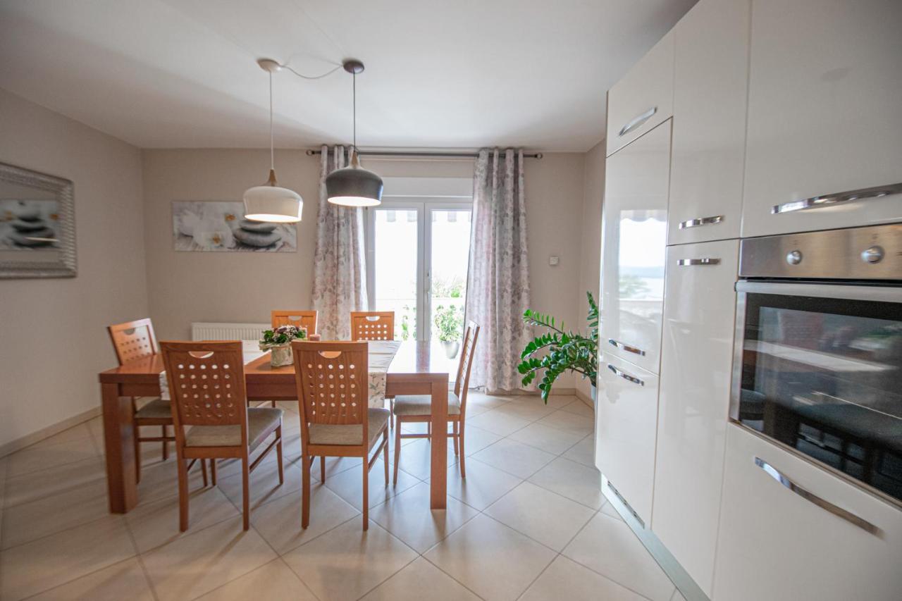 Two-Bedroom Apartment In Crikvenica Xcvii Екстер'єр фото